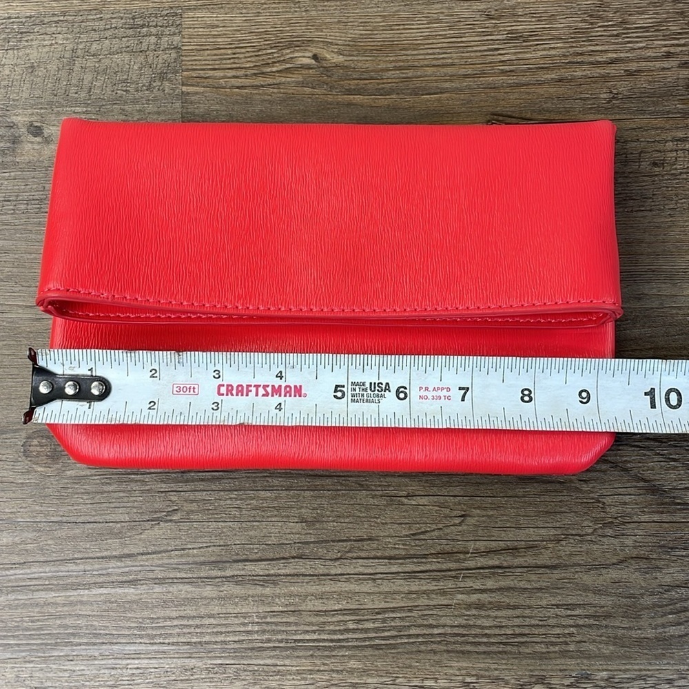 Neiman Marcus Women's Coral Red Magnetic Folding Faux-Leather Clutch Bag - Picture 5 of 7